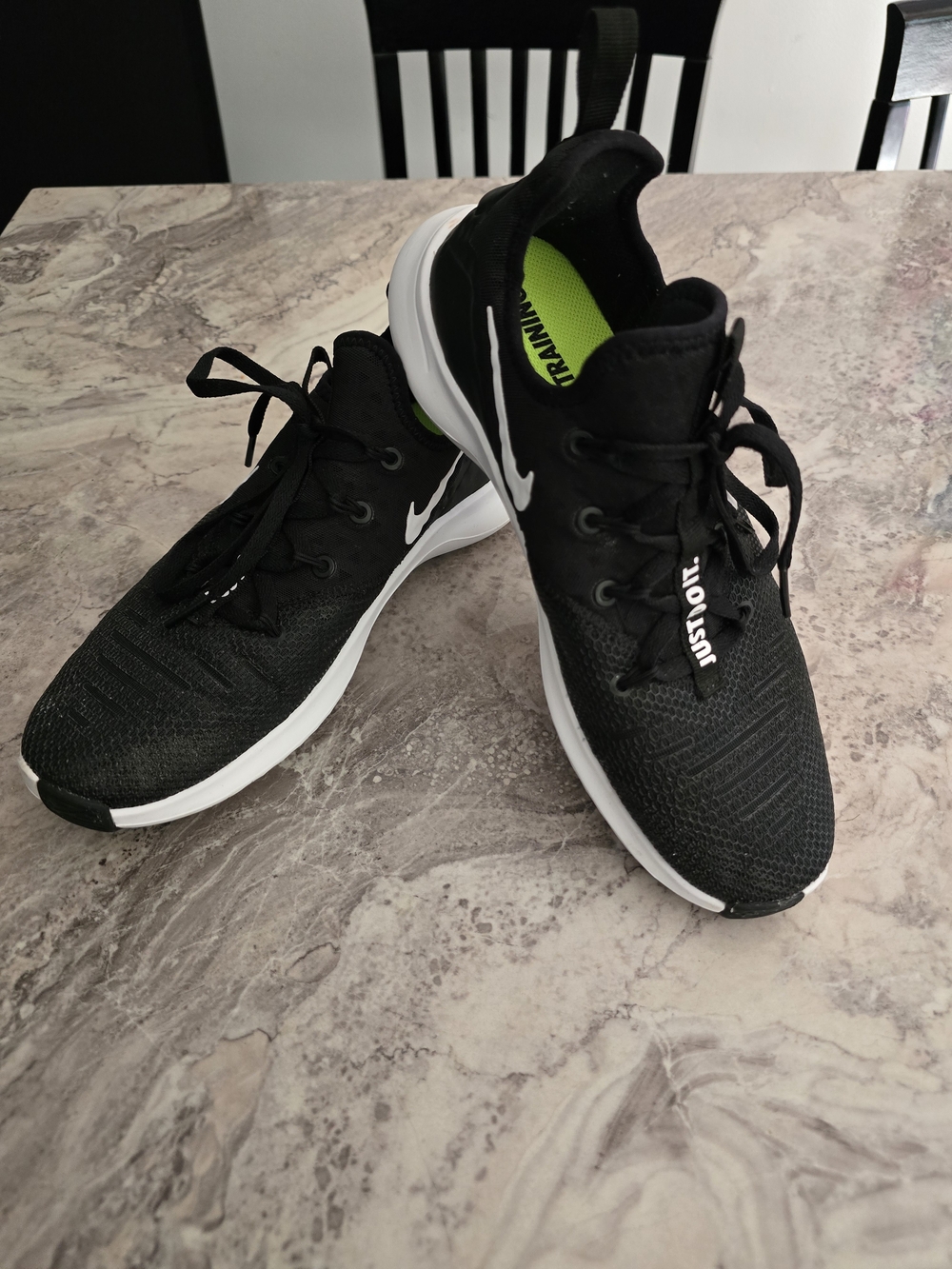 Nike FreeTR8 Black & White Athletic Sneakers